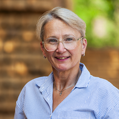 Claudia Jung